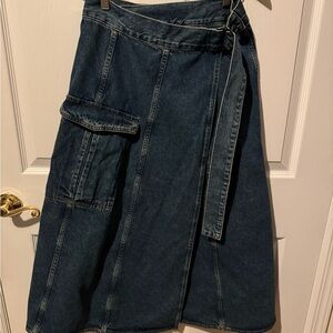 Zara Dark Blue A-Line Denim Skirt